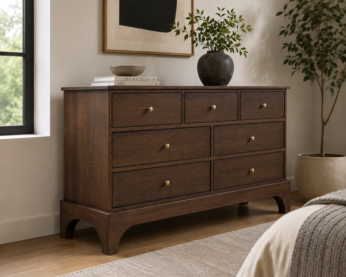 Classic Manor Dresser